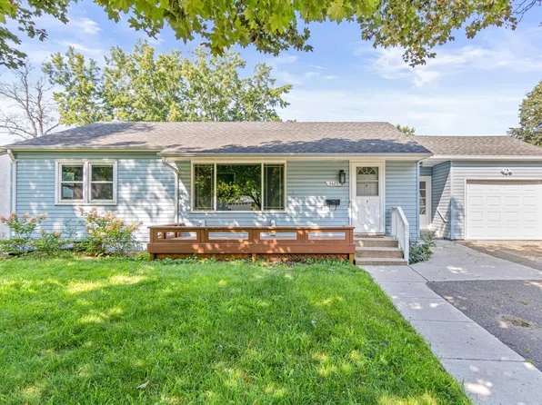 3425 Xenia Ave N, Crystal, MN 55422