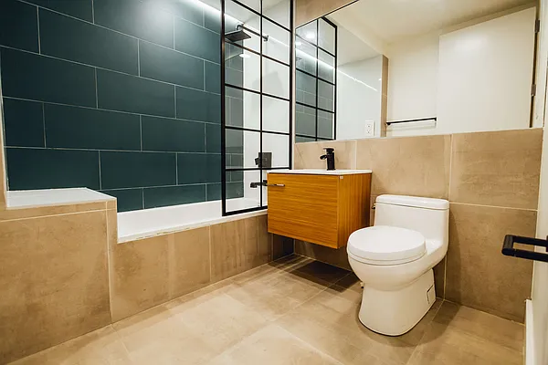 Rented by Nooklyn NYC LLC | media 103