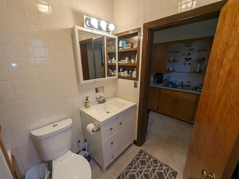 17 McFarland St #1F — Photo 7