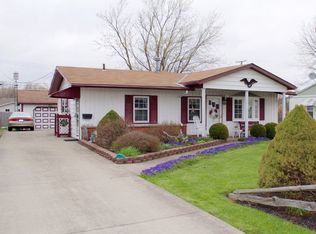 2048 Willowood Dr S, Mansfield, OH 44906