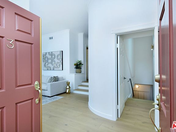 4th image of 12919 Bloomfield St APT 3