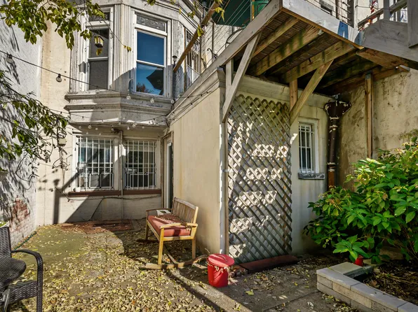 882 Park Place image 45 of 49