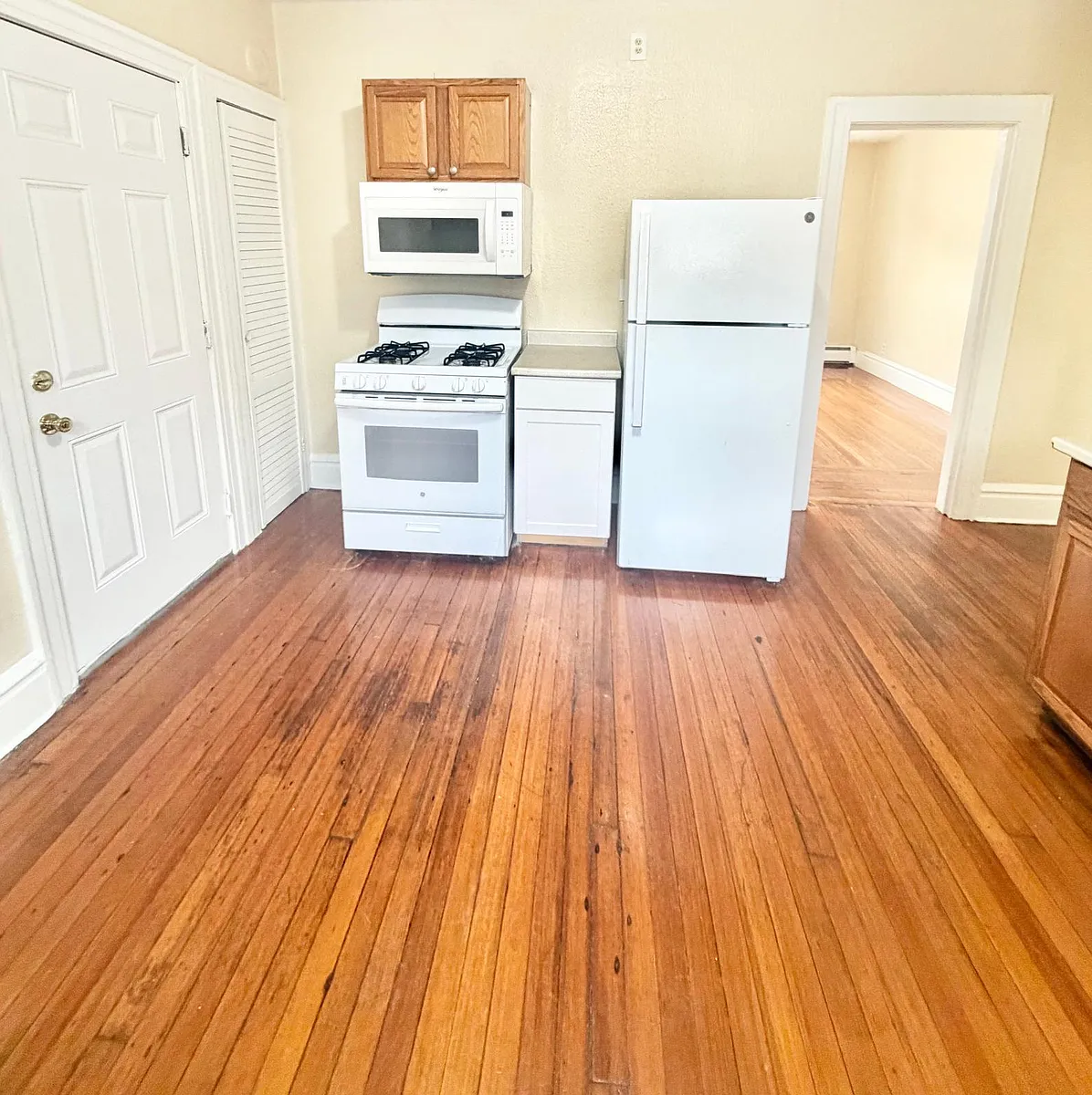 Building Photo - 64 Anthony St #2L