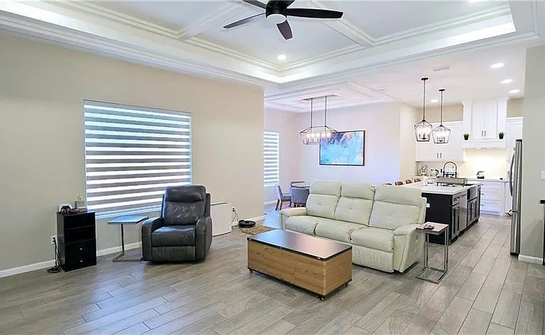 2816 Kilgore Ave — Photo 3