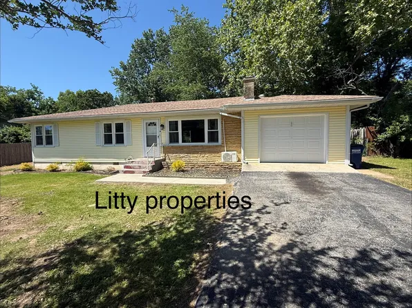 623 E 4th St, Mountain Home, AR 72653