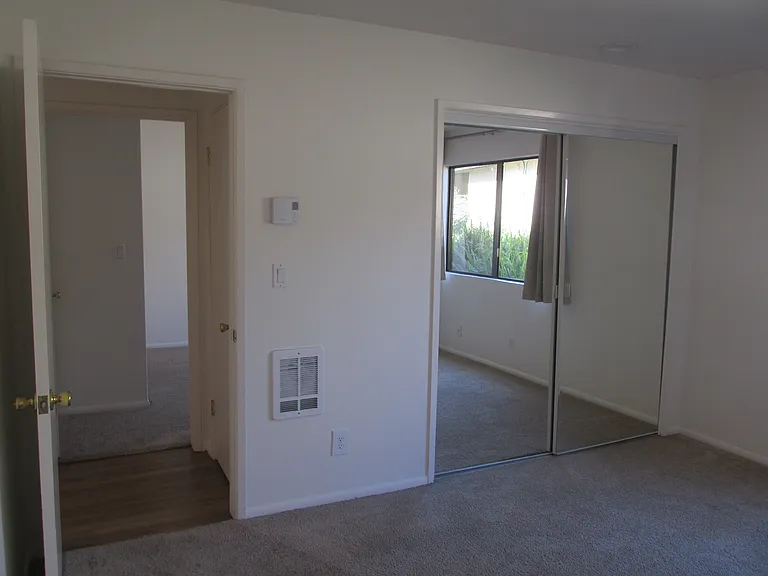 570 Peach St #26 — Photo 17