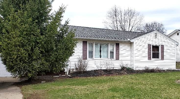 1st image of 842 Crescent Dr