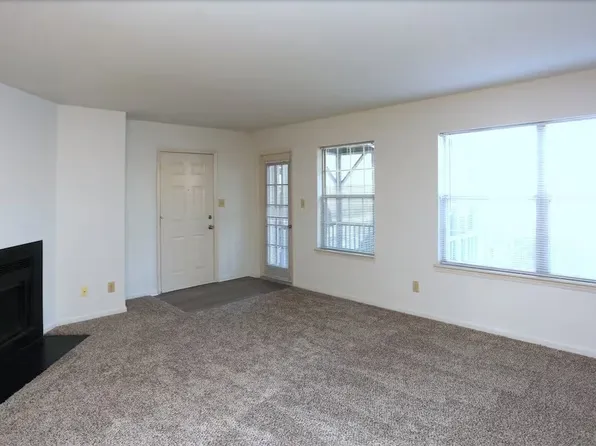 The Hedges Apartment Homes