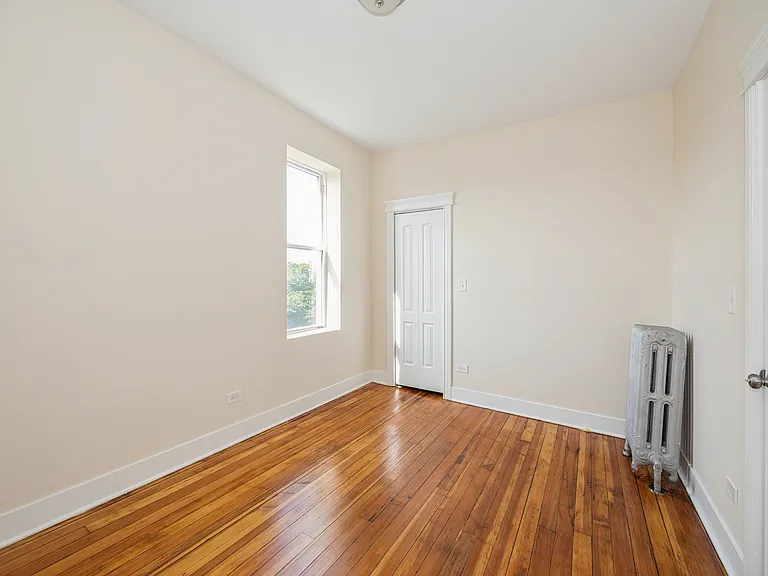 7551 S South Shore Dr #3 — Photo 10