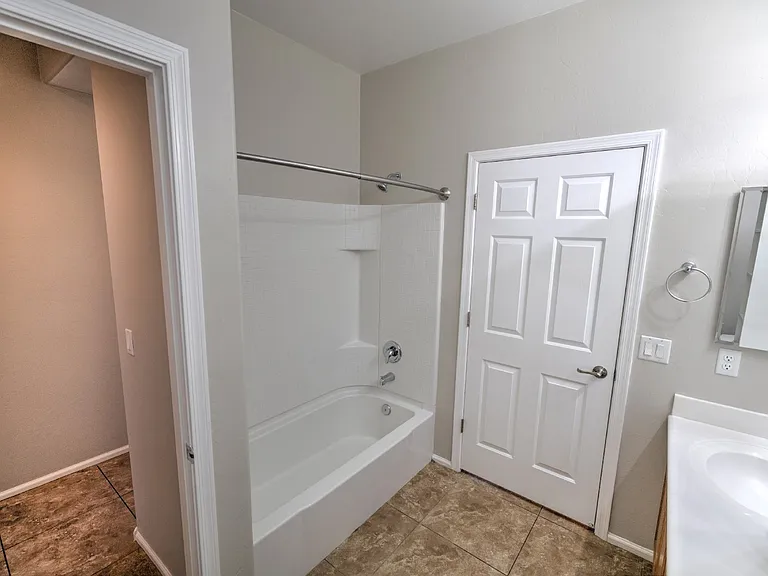 10458 S Cutting Horse Dr — Photo 21