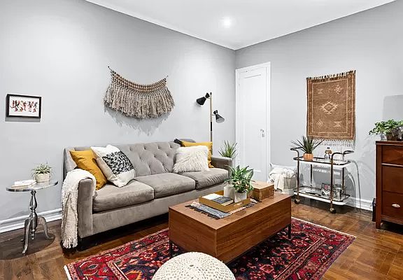 4th image of 72 Orange St #G1