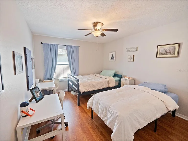 4904 Adair Oak Dr — Photo 21