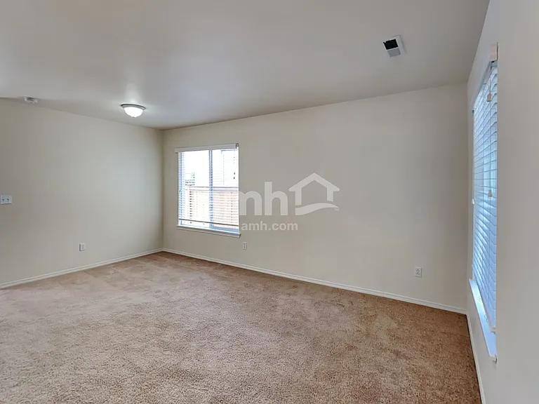5008 S Mullen St — Photo 5