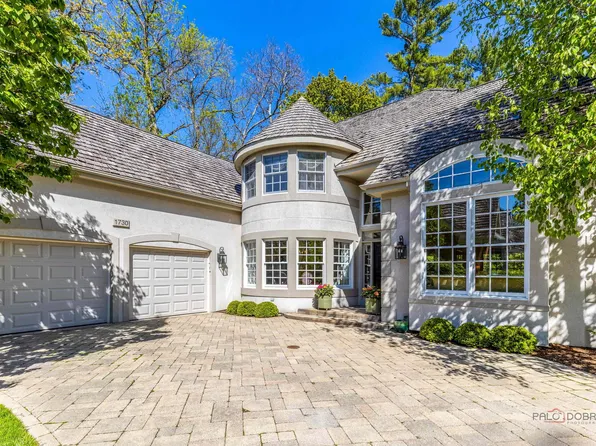 1730 Yale Ct, Lake Forest, IL 60045