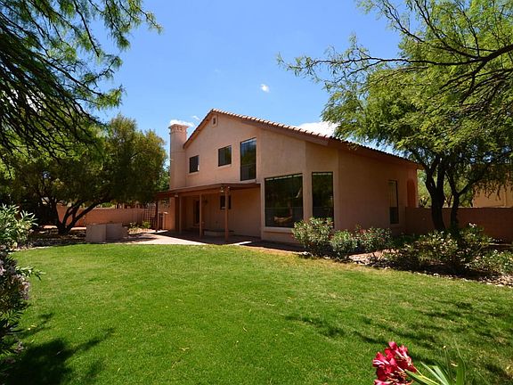 2nd image of 190 W Saddletree Pl