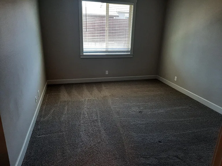 1719 NW 25th Ave — Photo 7