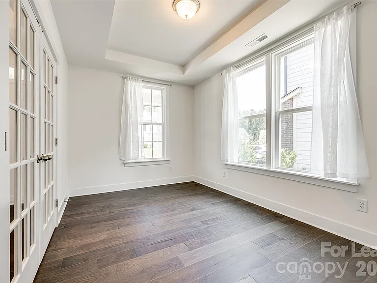 1540 Striped Bass Ln — Photo 5