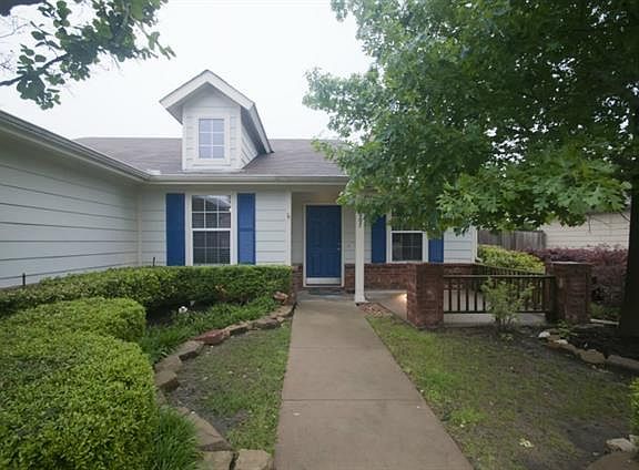 3rd image of 9805 Tyler Dr