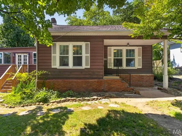 1439 Grant Rd, Saint Louis, MO 63119