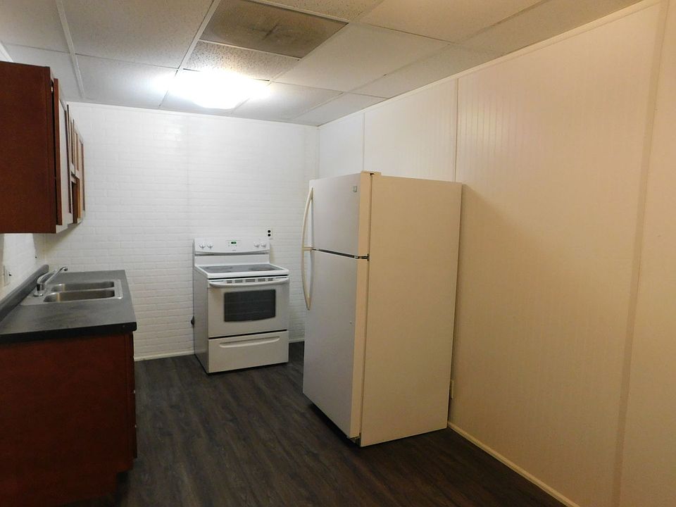 Skelly Building Apartments 300 S Main St El Dorado, KS Zillow