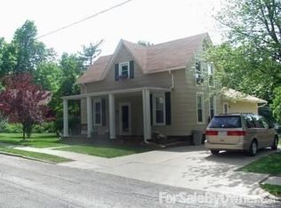 822S S Walnut St, Maryville, MO 64468