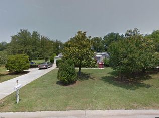 102 Liberty Ln, Byron, GA 31008