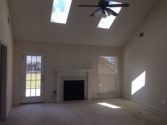 3rd image of 3751 Bansbury Pl
