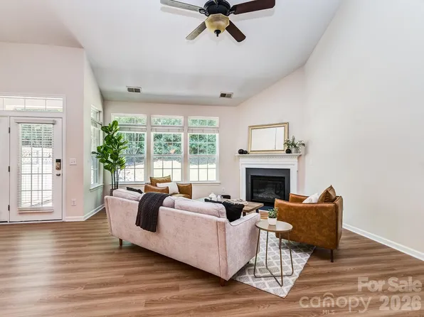 3428 Park South Station Blvd, Charlotte, NC 28210