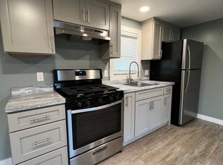 50 Marion Rd #2, Mattapoisett, MA 02739