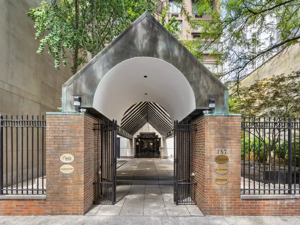 157 East 32nd Street image 12 of 13