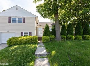 18 Sheinfine Ave, South River, NJ