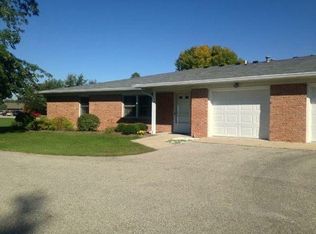 410 W Village Ct, Mulberry, IN 46058