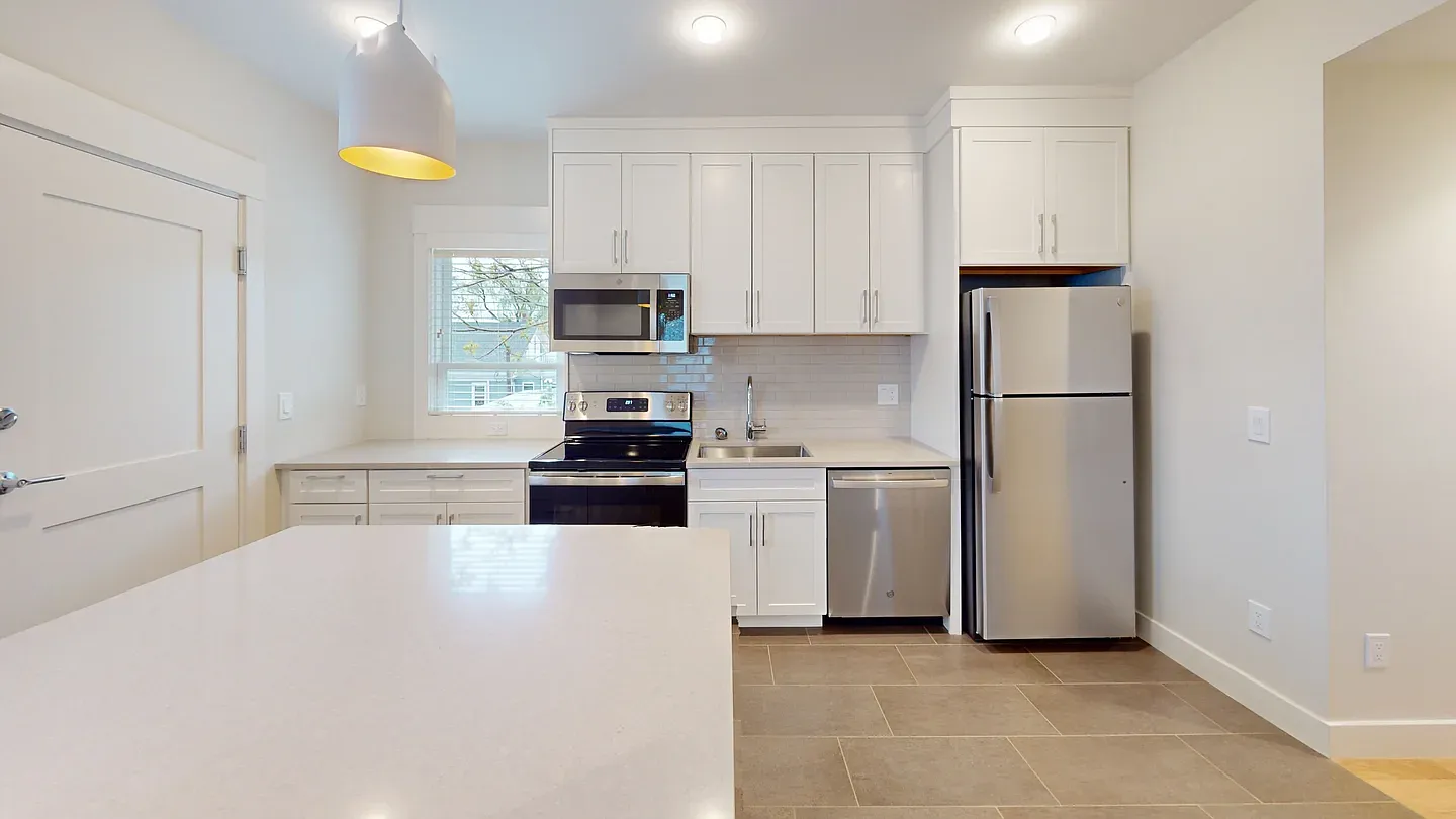 208-210 Banks - 3 — Photo 4