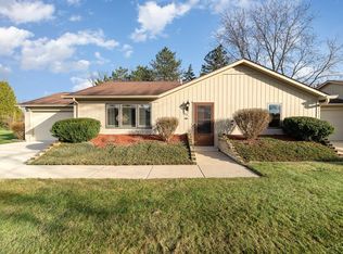13 Commons West Ct, Saginaw, MI