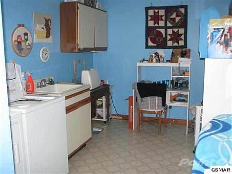 5th image of 109 Newell Village Dr