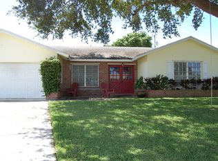 10299 Daphne Ave, Palm Beach Gardens, FL 33410