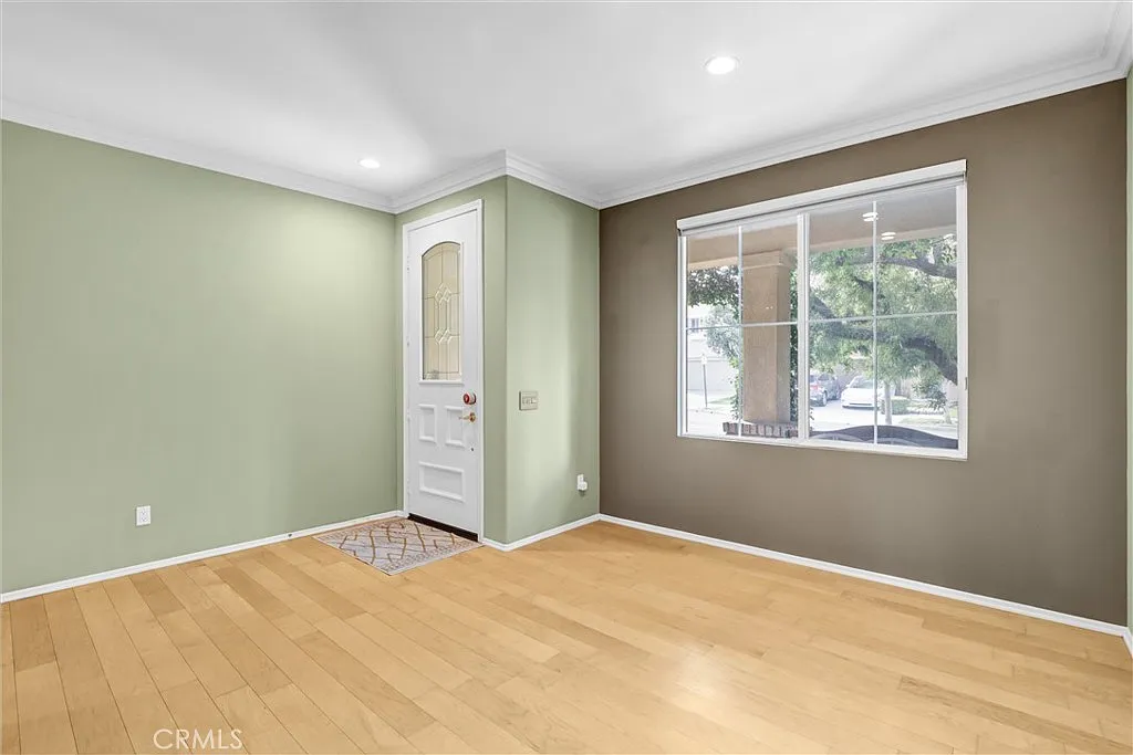 5 bed, 3.5 bath, 2737 sqft, $6,000 — Photo 4