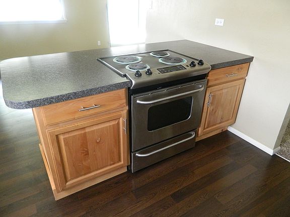 5th image of 1132 N Topaz Dr