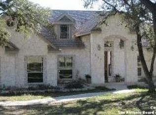 315 Kreutzberg Rd, Boerne, TX 78006