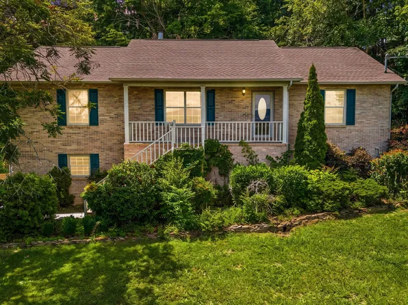 716 Whippoorwill Cir, Seymour, TN 37865