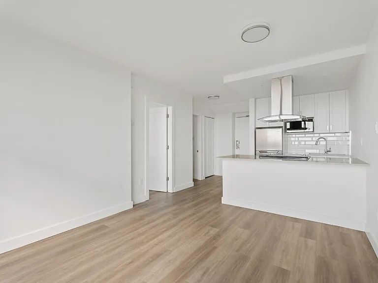 1202 Harwood St #1004 — Photo 40