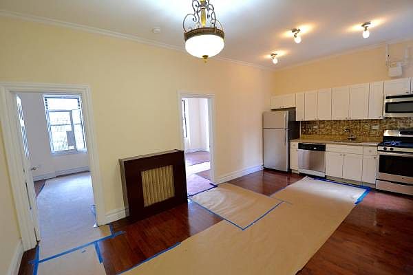 1st image of 40 Saint Nicholas Pl APT 1C