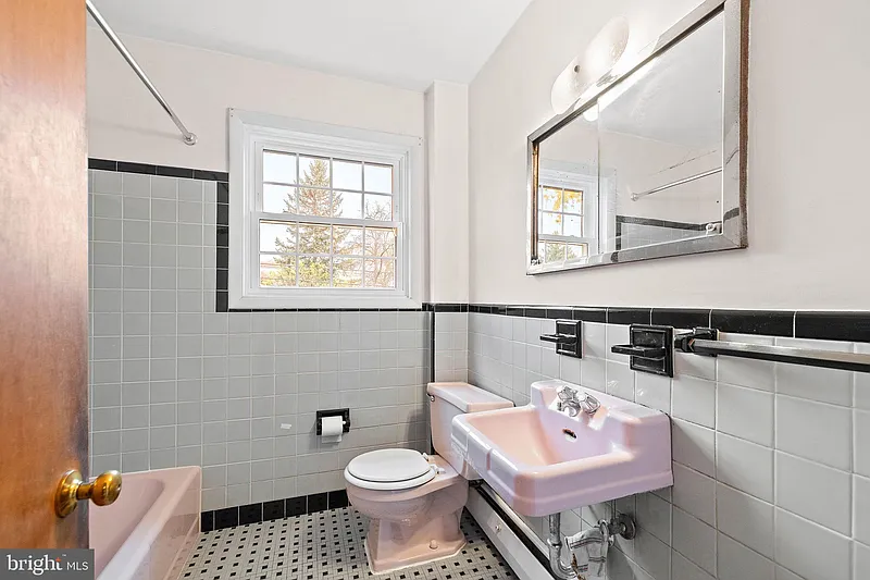Thumbnail 17