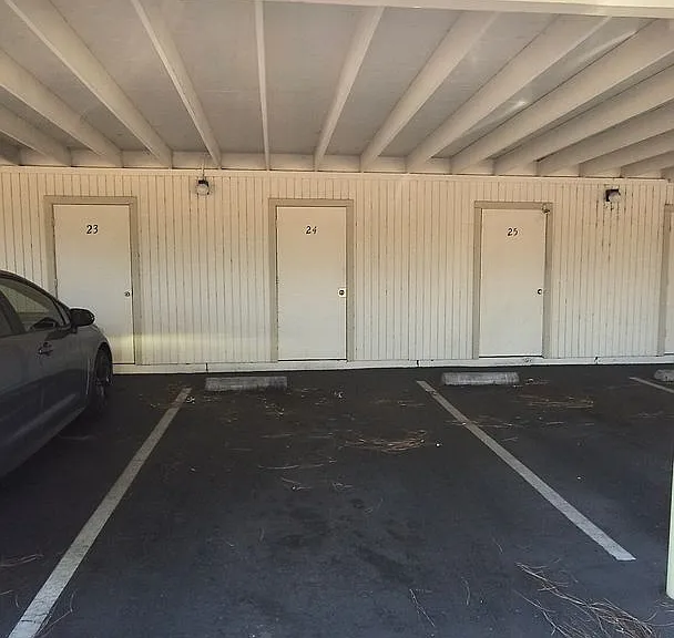 2827 Monument Blvd #24 — Photo 7
