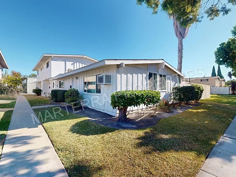 3040 Coolidge Ave — Photo 13