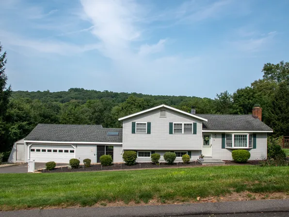 9 Treeland Road, Shelton, CT 06484