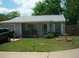 448 Weaver St, Cedar Hill, TX 75104
