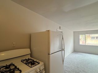 2819 McGee Ave APT E, Berkeley, CA 94703