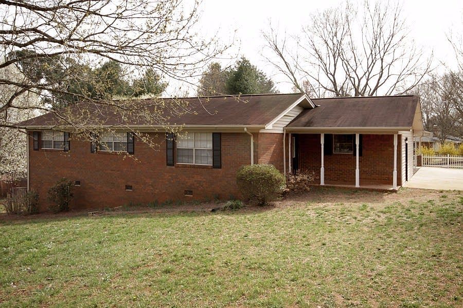 4948 Strickland Rd, Flowery Branch, GA 30542 Zillow