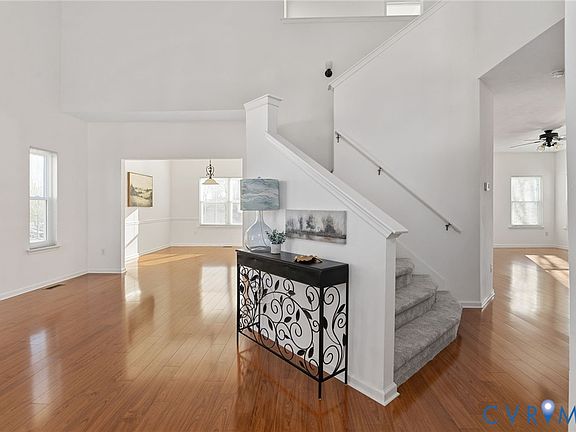 3rd image of 1806 Providence Creek Cir